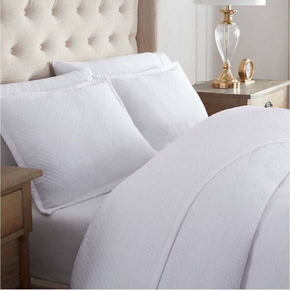 Full/Queen- Waverly Matelasse Bedspread Set, One Size , White - Picture 7 of 10